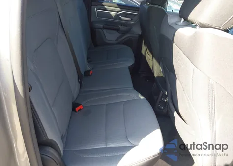 2022 Ram 1500 z USA, uszkodzony, nr VIN 1C6RREBT6NN157521